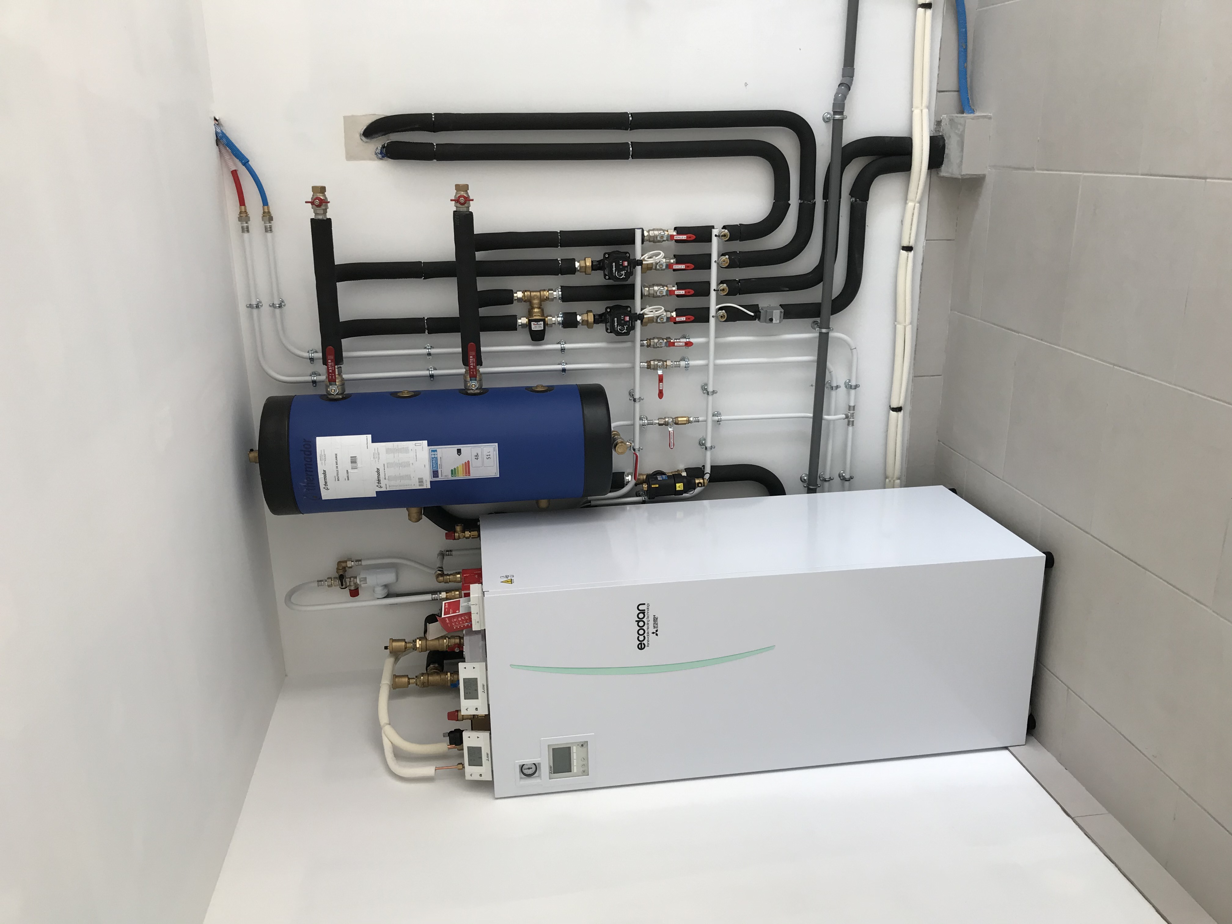 Installation pompe à chaleur n°2 - Hecker & Frères Énergie (HFE)