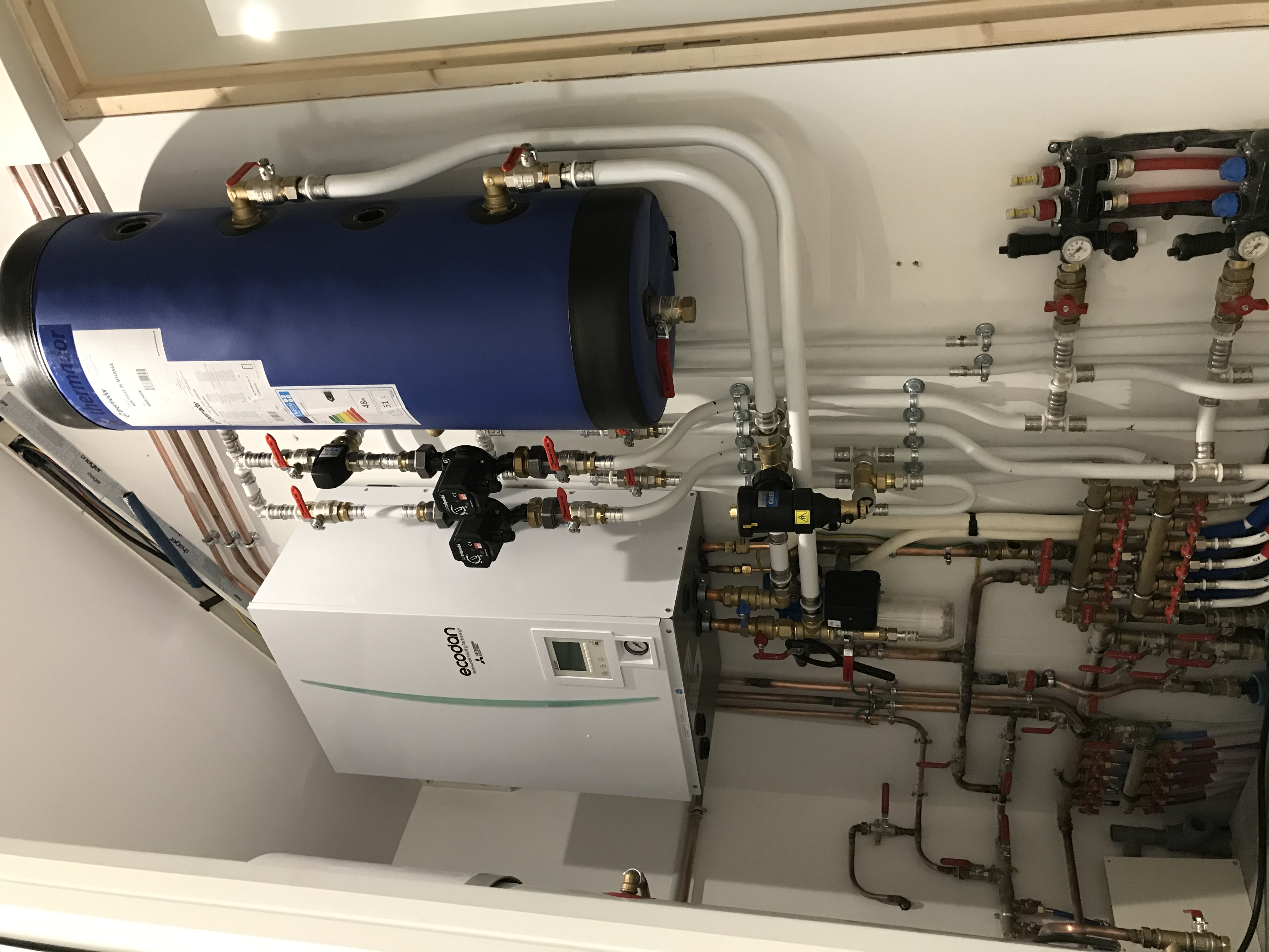 Installation pompe à chaleur n°8 - Hecker & Frères Énergie (HFE)